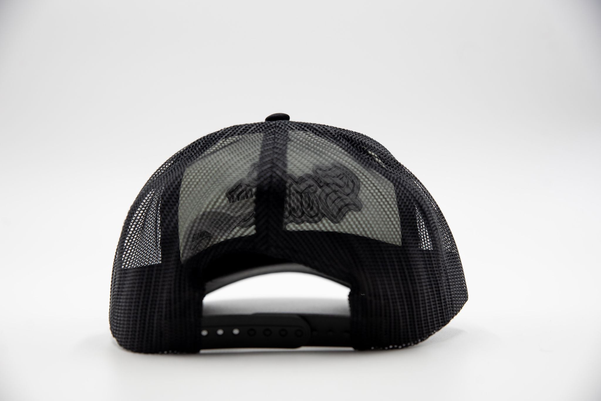 “SANTO” TRUCKER HAT