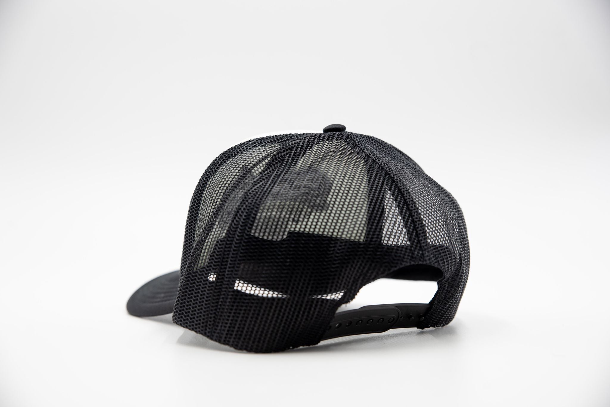 “SANTO” TRUCKER HAT